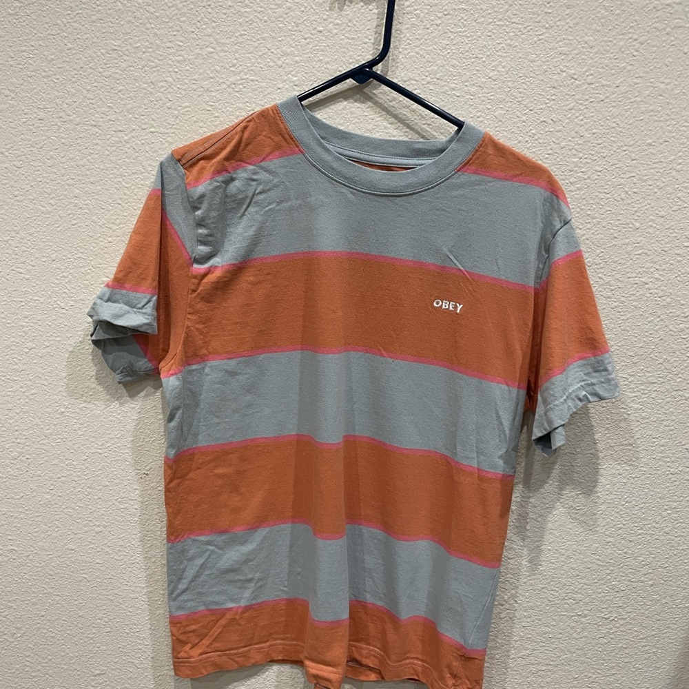 OBEY shirt